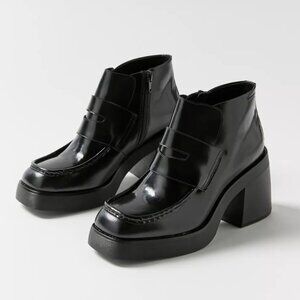 Vagabond Brooke Penny Loafer Heels